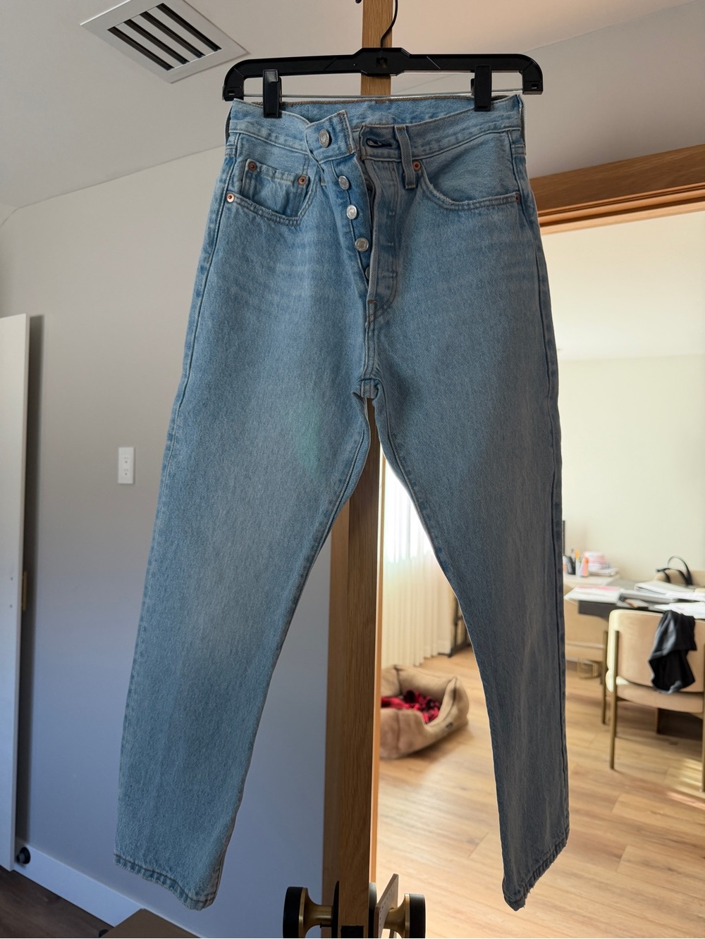 Levi's women’s Light Blue Jeans